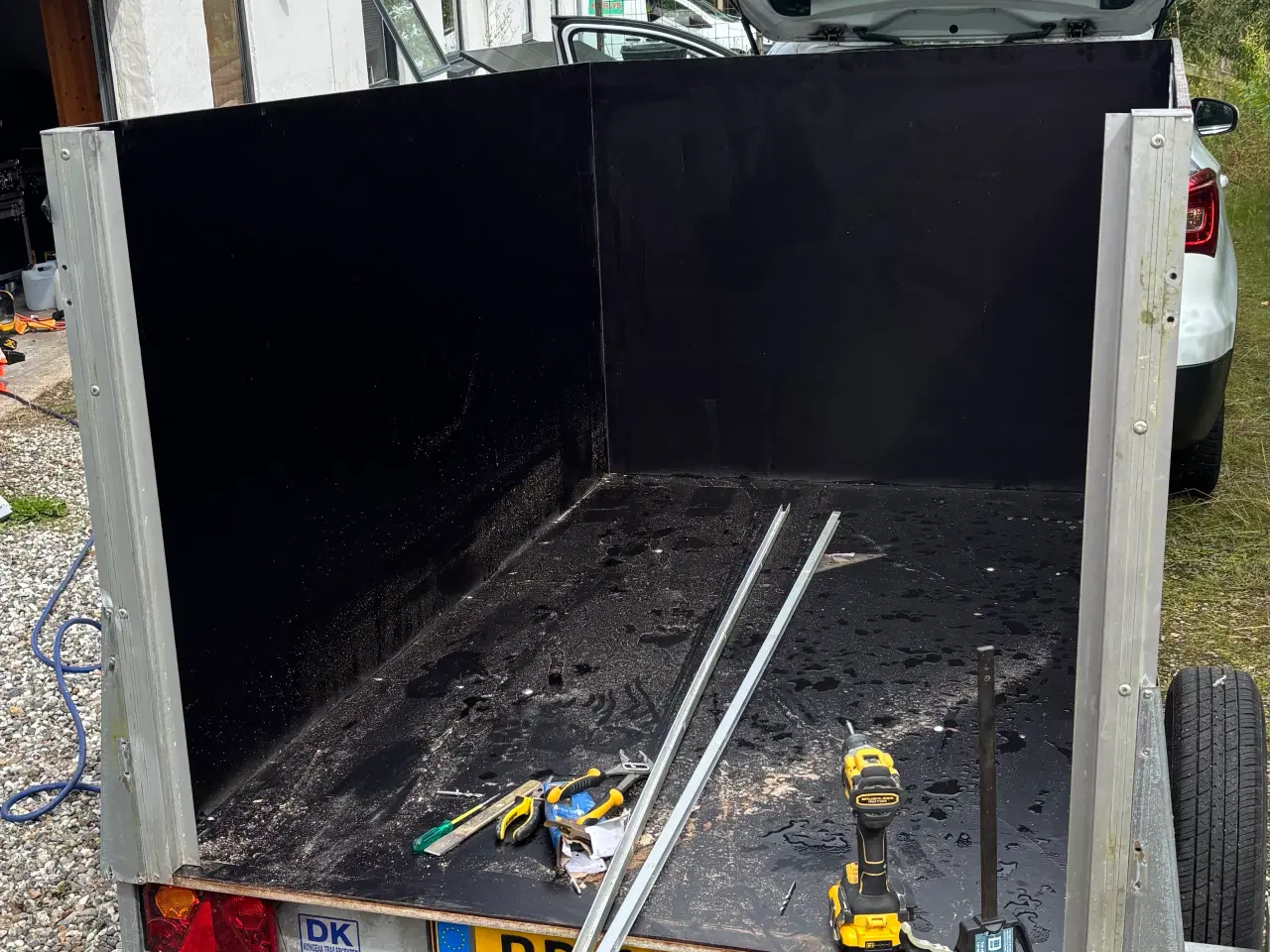 Billede 8 - Lukket trailer 750 Kg