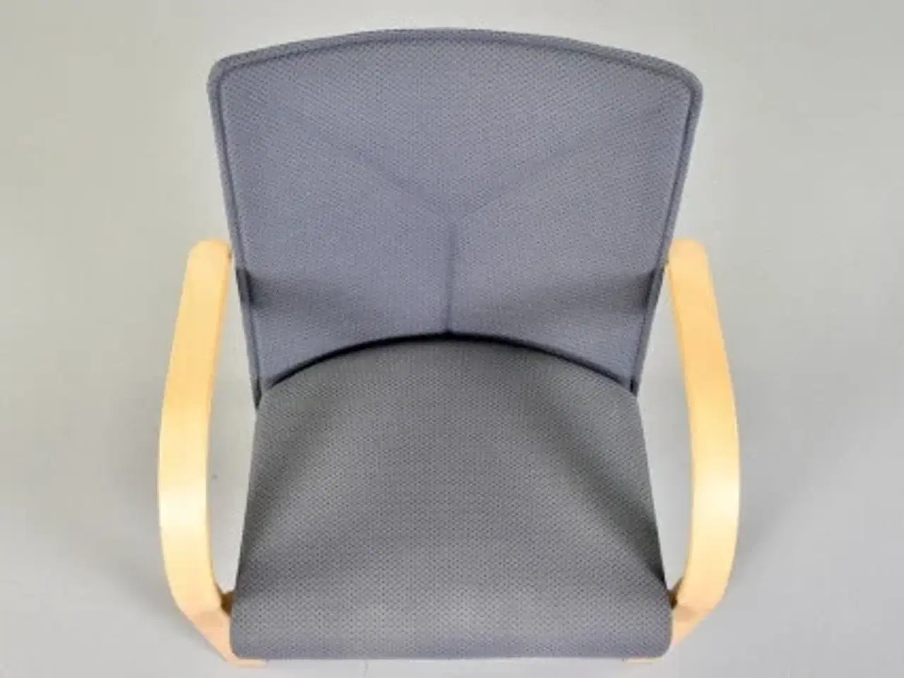 Billede 5 - Magnus olesen loungestol med grånistret polster og bøgestel