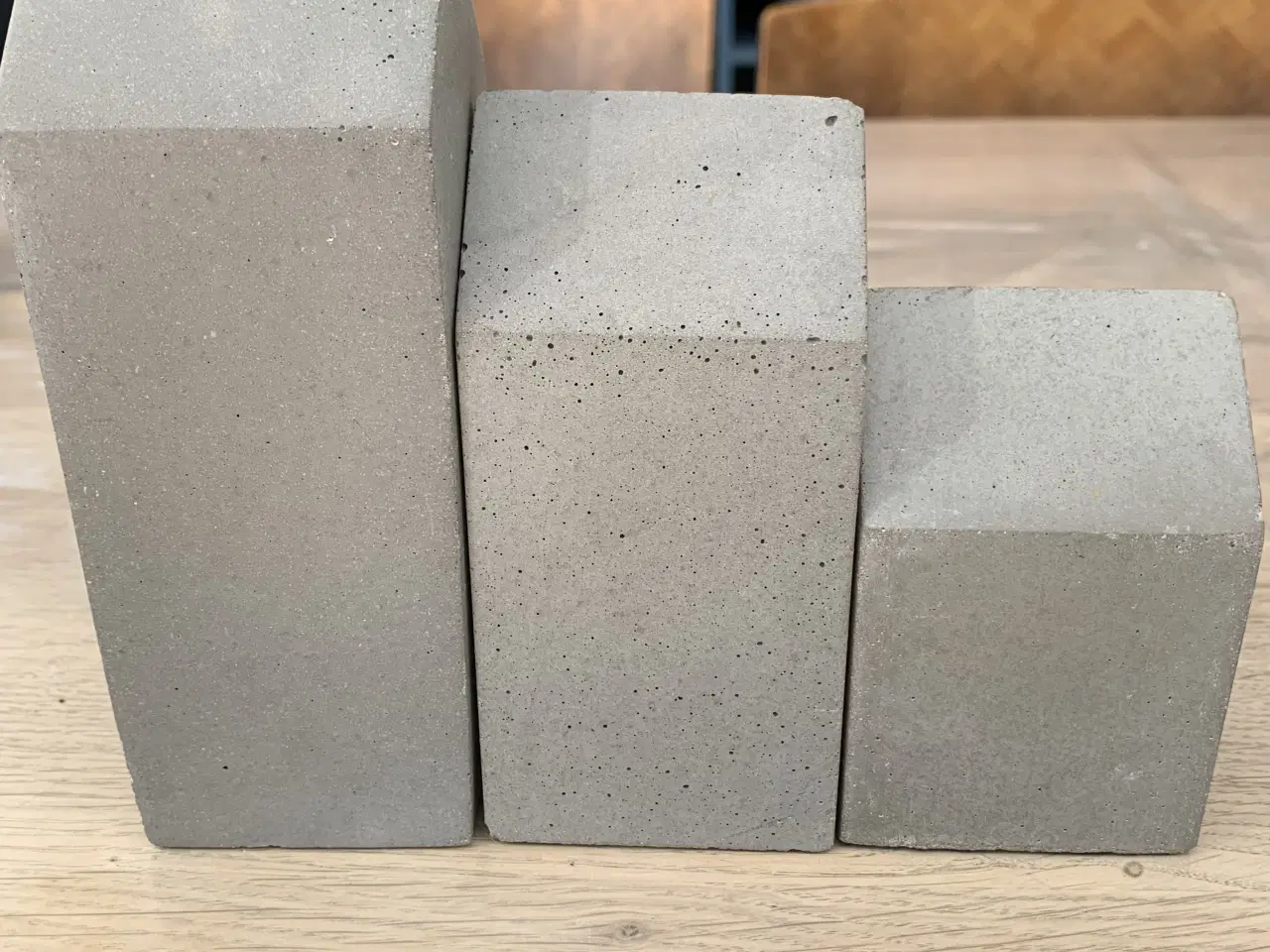 Billede 1 - 3 betonhuse af Anne Boysen