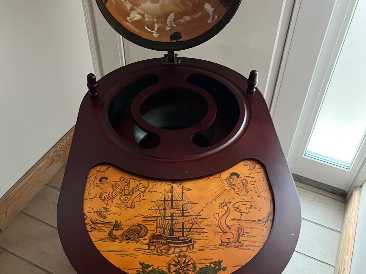 Billede 2 - Globus barbord 