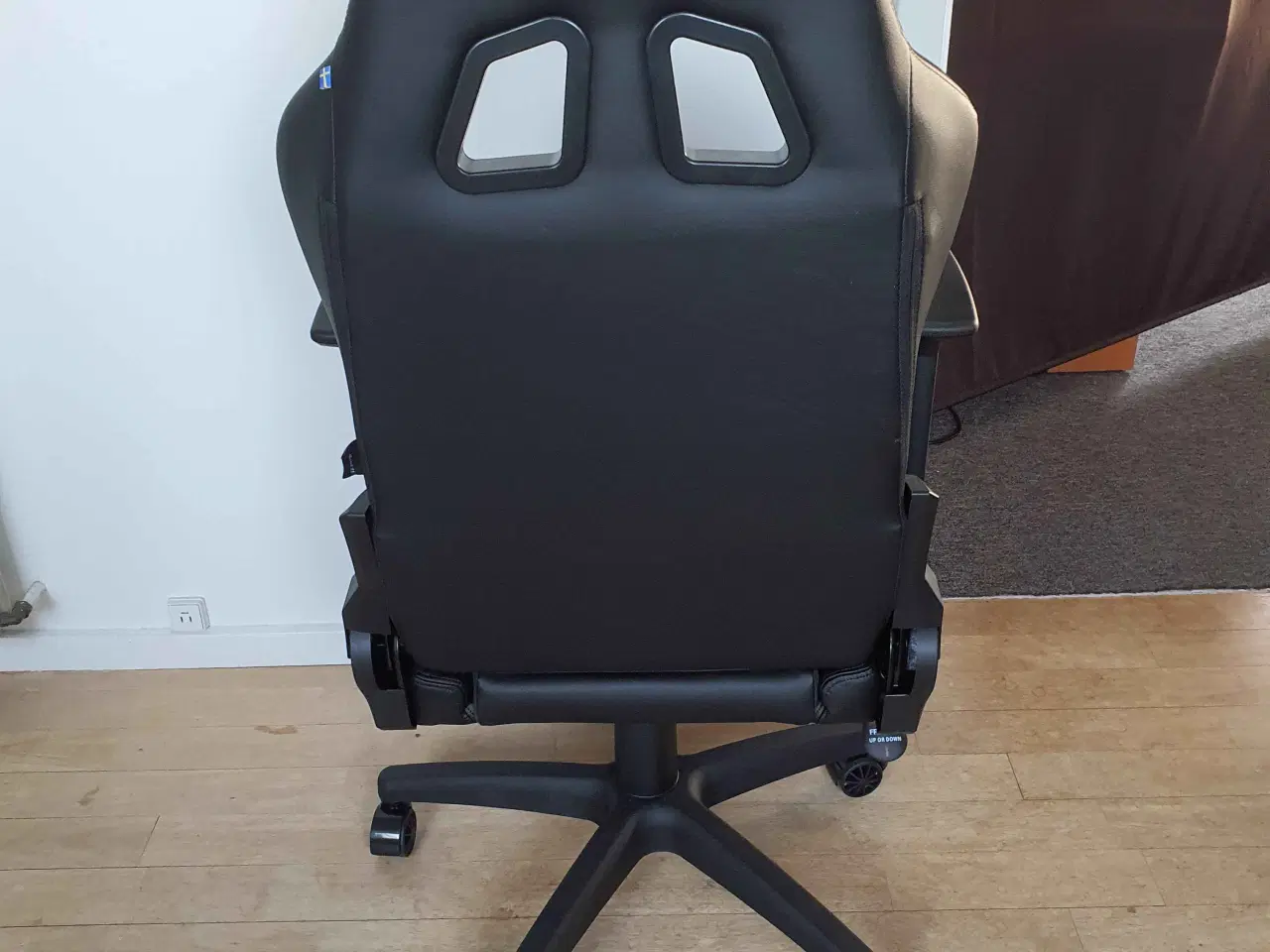 Billede 4 - Arozzi Avanti SoftFabric gamingstol (pure black)
