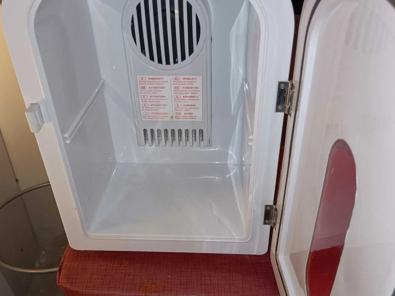 Billede 3 - Lækkert lille cola køle skab