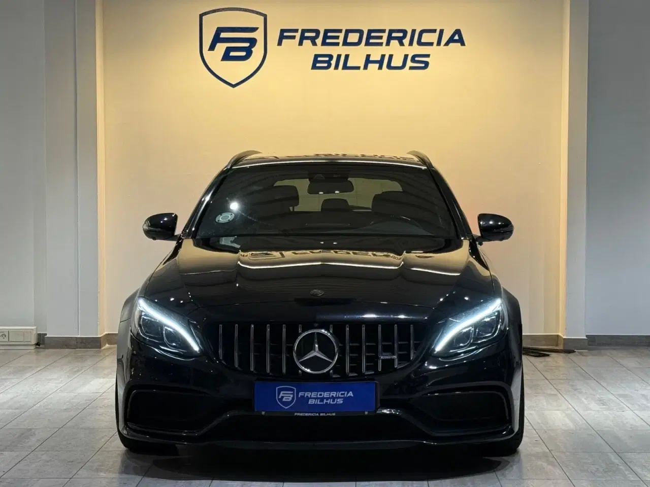 Billede 2 - Mercedes C63 4,0 AMG S stc. aut.