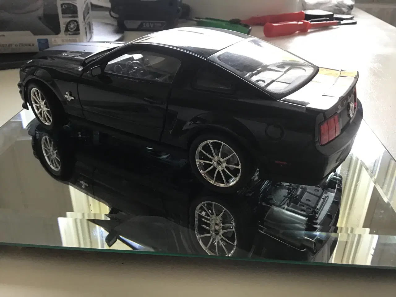 Billede 7 - Modelbil 1:18. SHELBY COLLECTION GT 500