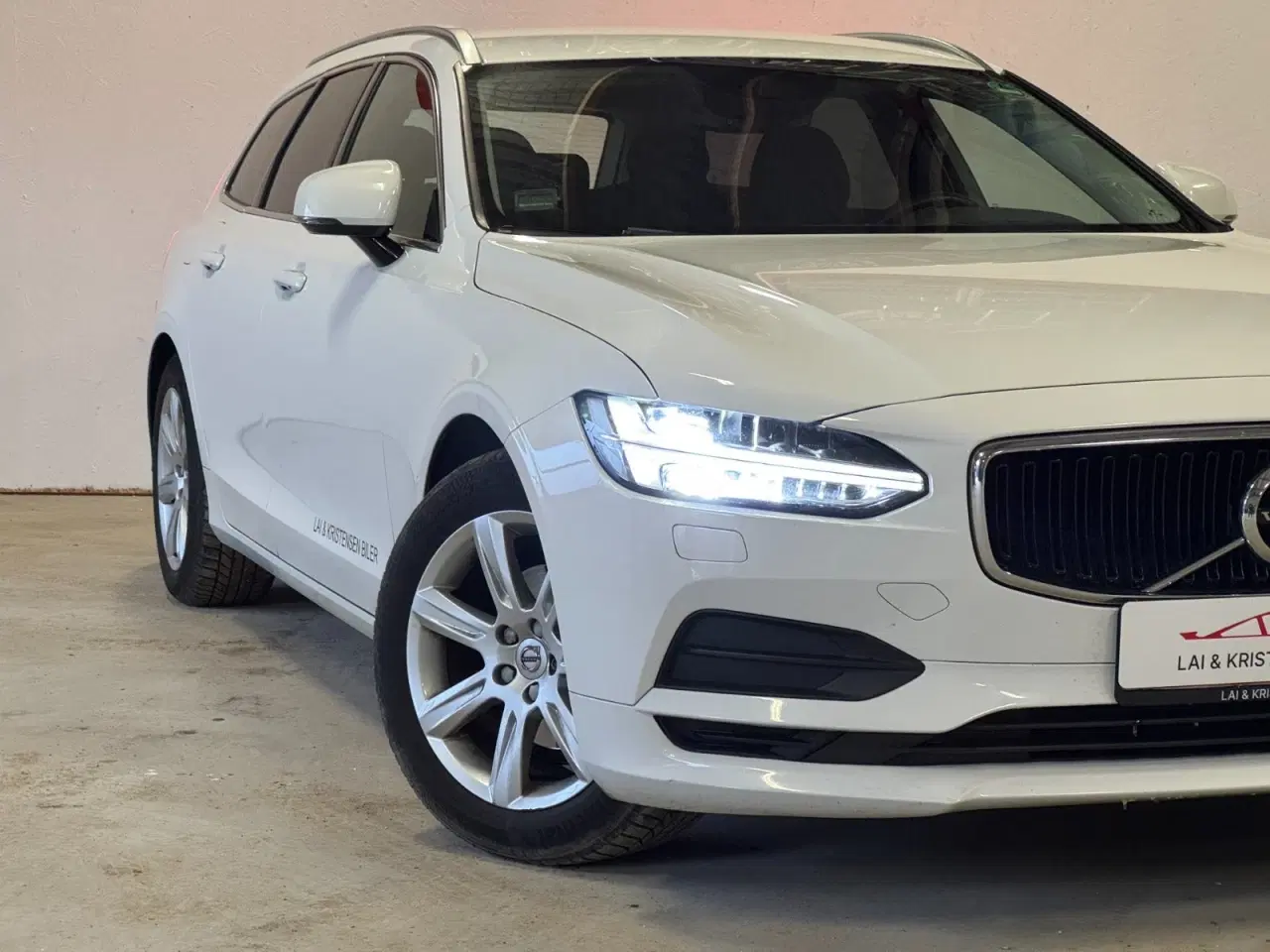 Billede 2 - Volvo V90 2,0 D4 190 Momentum aut.