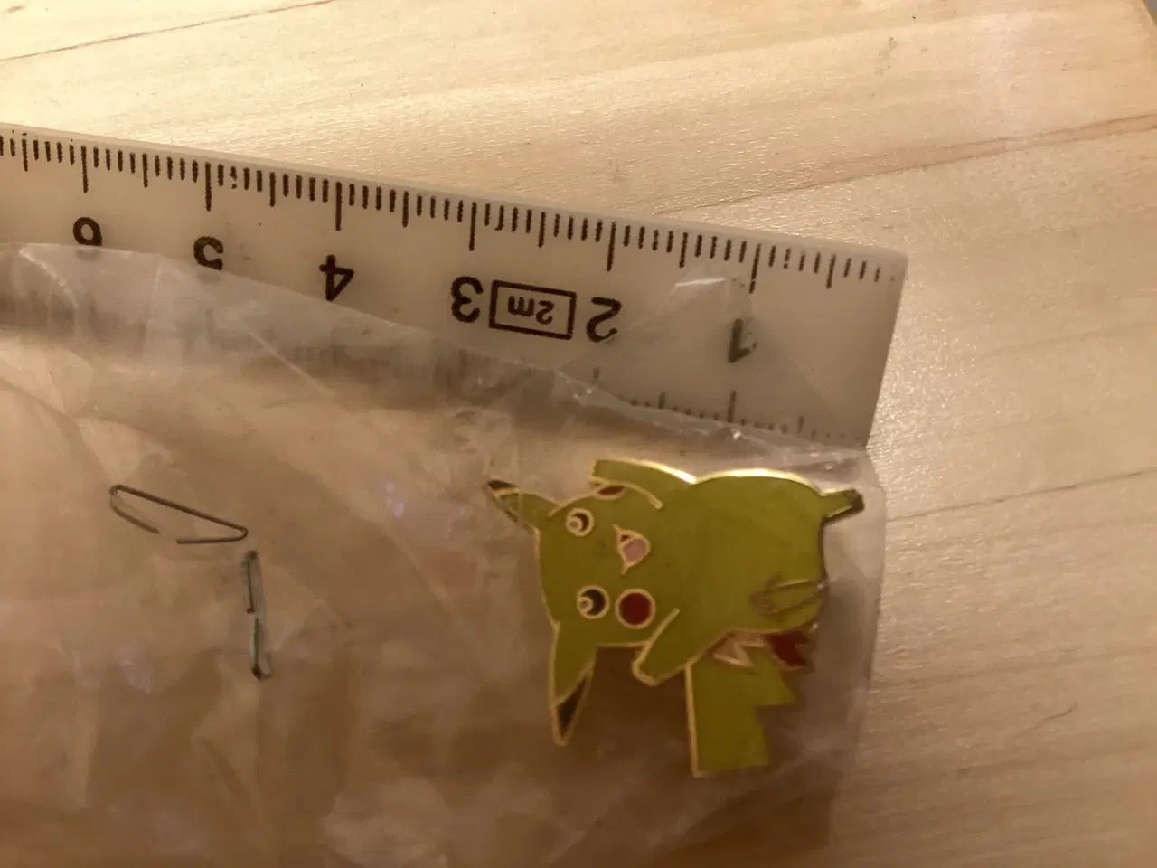 Billede 10 - Pokemon pins-Pikachu brocher