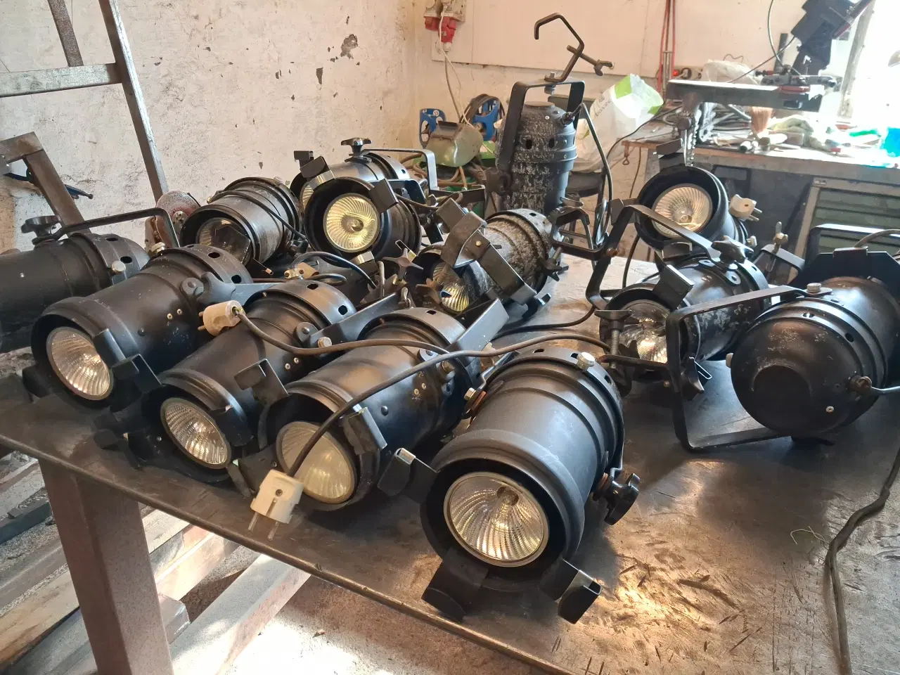 Billede 3 - Sceneprojektør Par46. Spotlampe