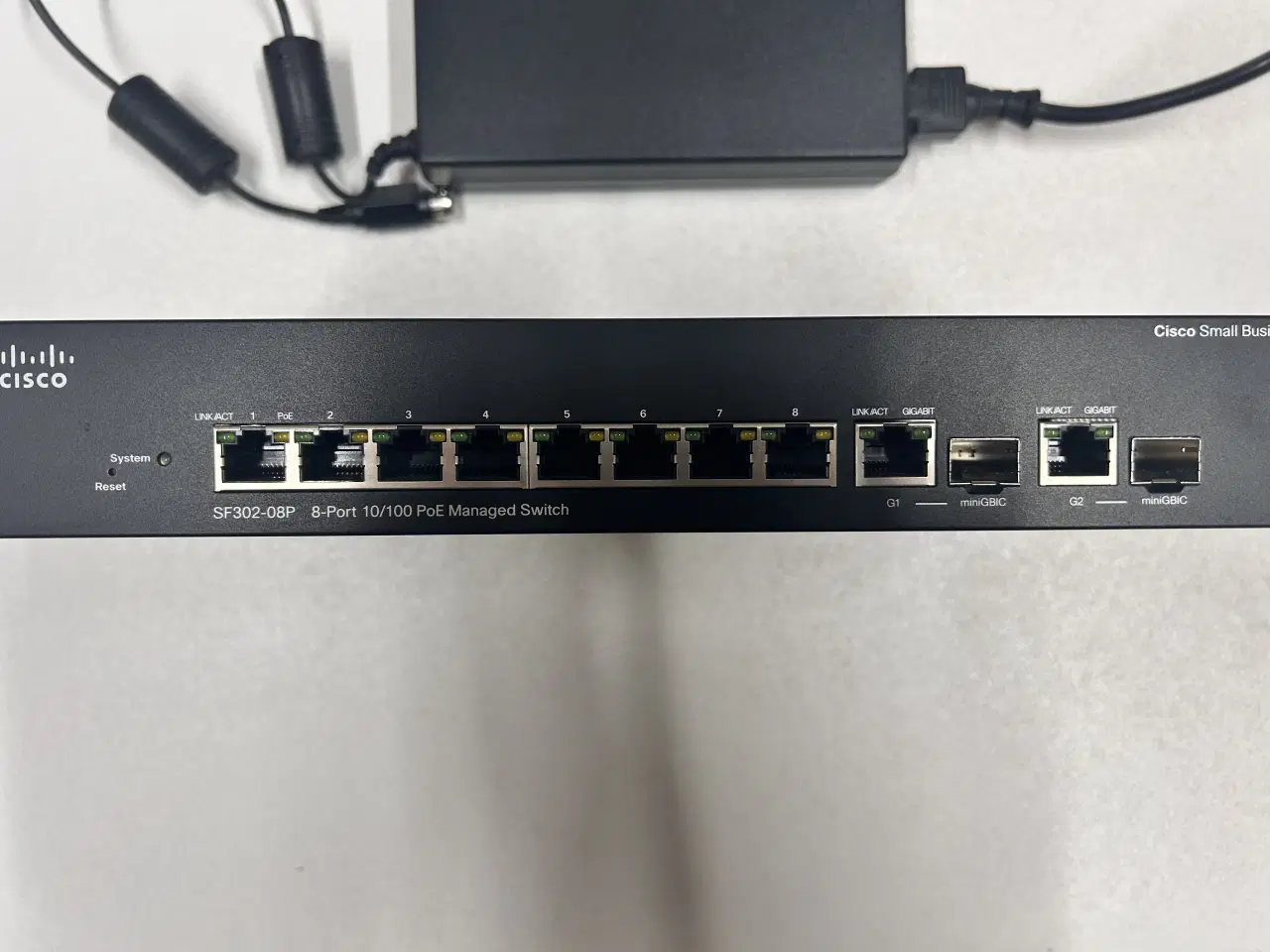 Billede 1 - Cisco SF302-08P Switch 8 porte