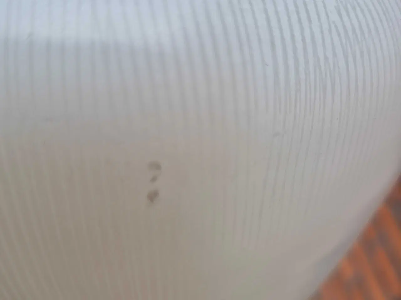 Billede 12 - Smuk glaslampe med gylden ring