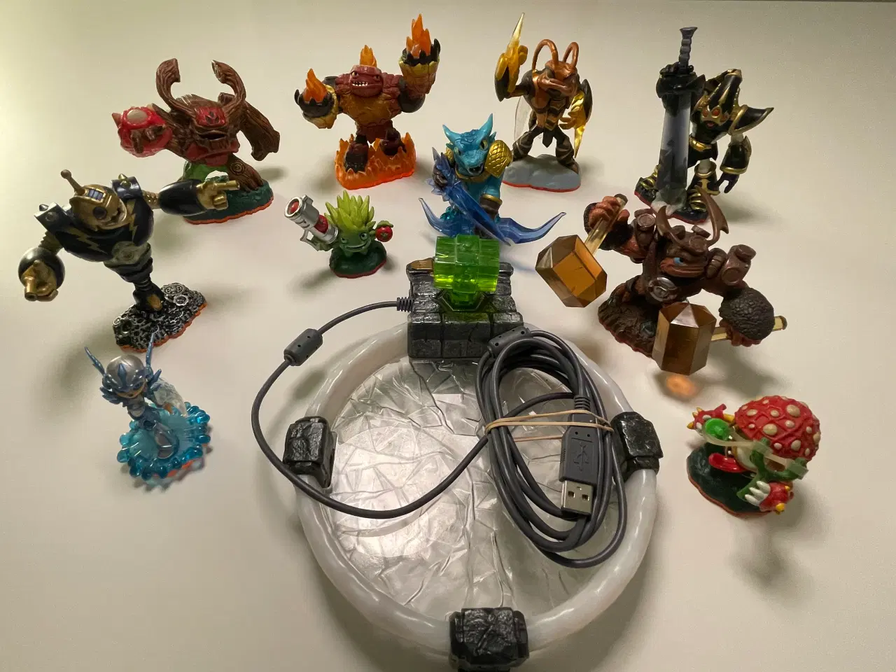 Billede 1 - Skylanders figurer og portal