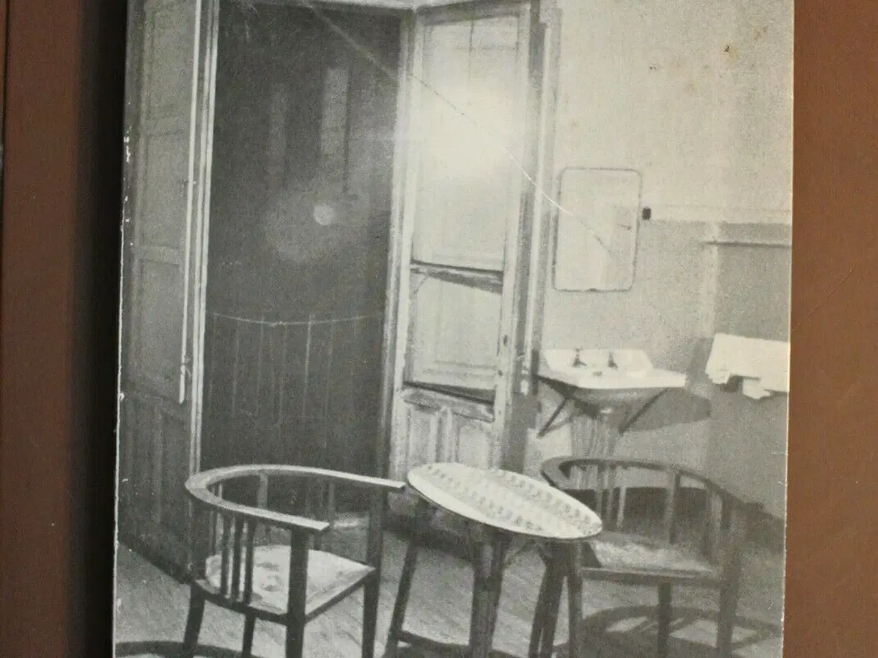 Billede 1 - fordel ude, Af ebbe traberg, genre: digte