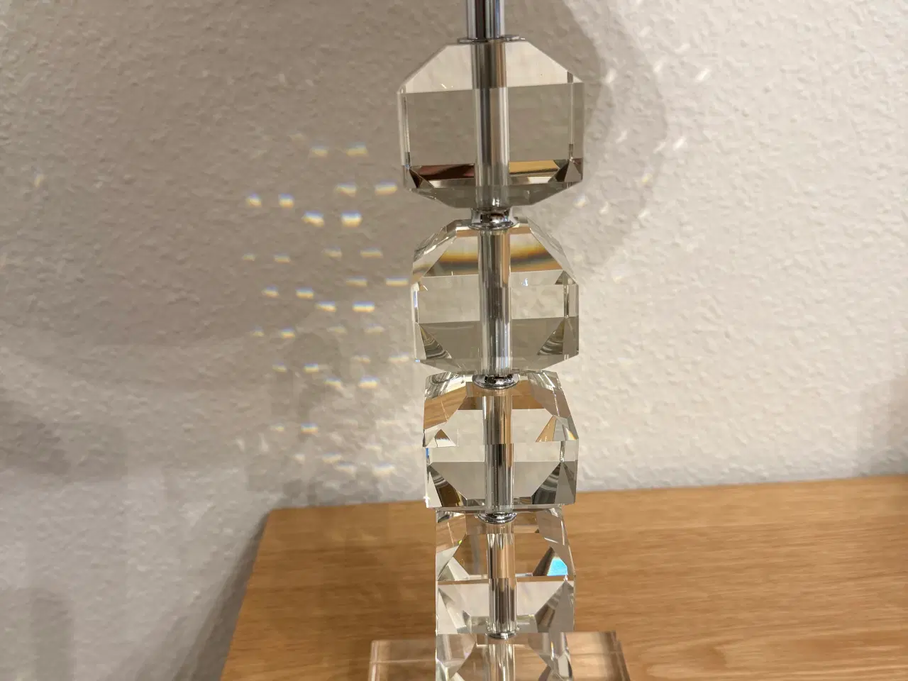 Billede 2 - Meget flot og velholdt bordlampe