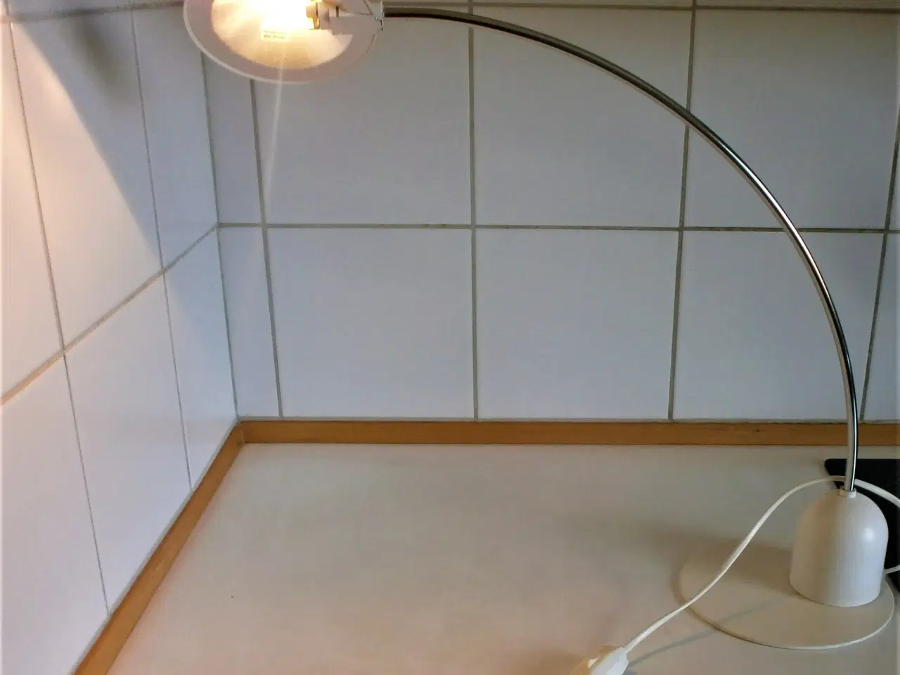 Billede 2 - Lampe, som kan bruges ...
