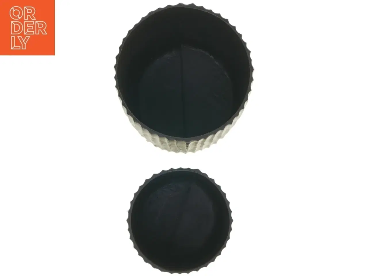 Billede 3 - Sæt af mørkegrå vaser fra Jeanne d'Arc Living - JDL Home (str. 18 cm. og 23 cm)