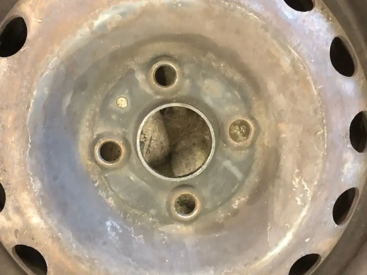 Billede 2 - vinterdæk 4-100 på fælge