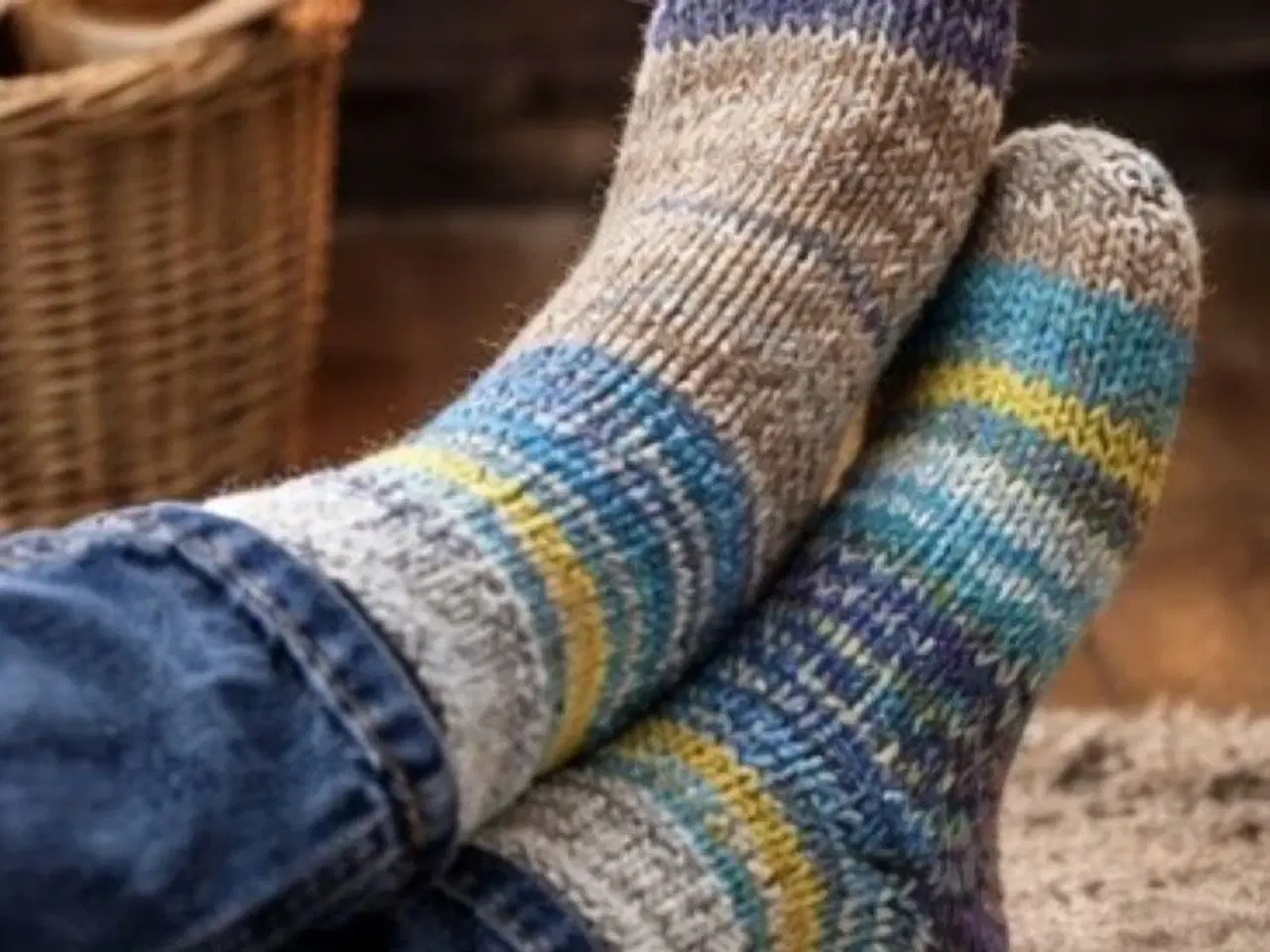 Billede 1 - Hjemmestrikkede ragsokker - tykke sokker - sutsko