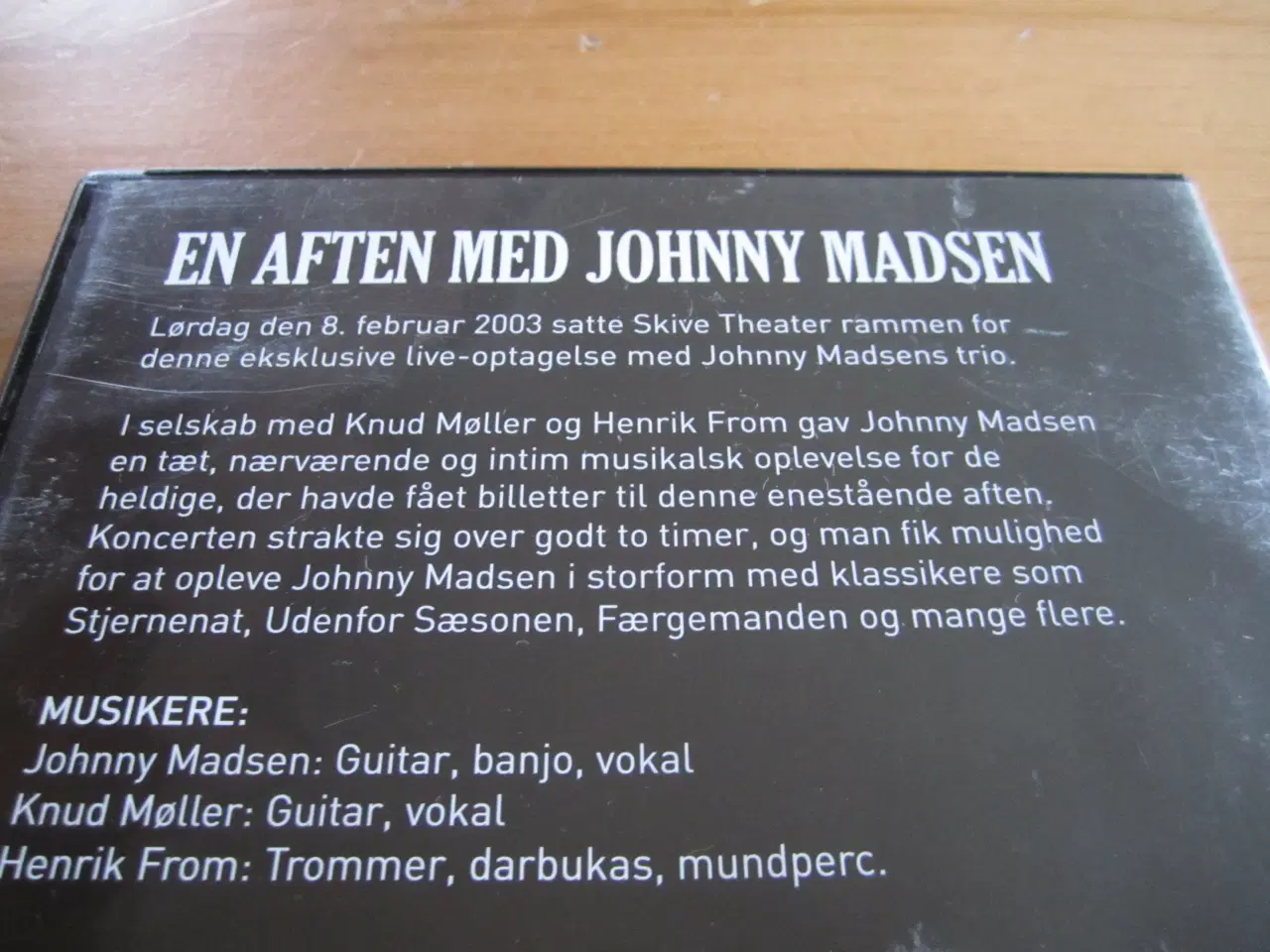 Billede 2 - En aften med JOHNNY MADSEN. Dvd.