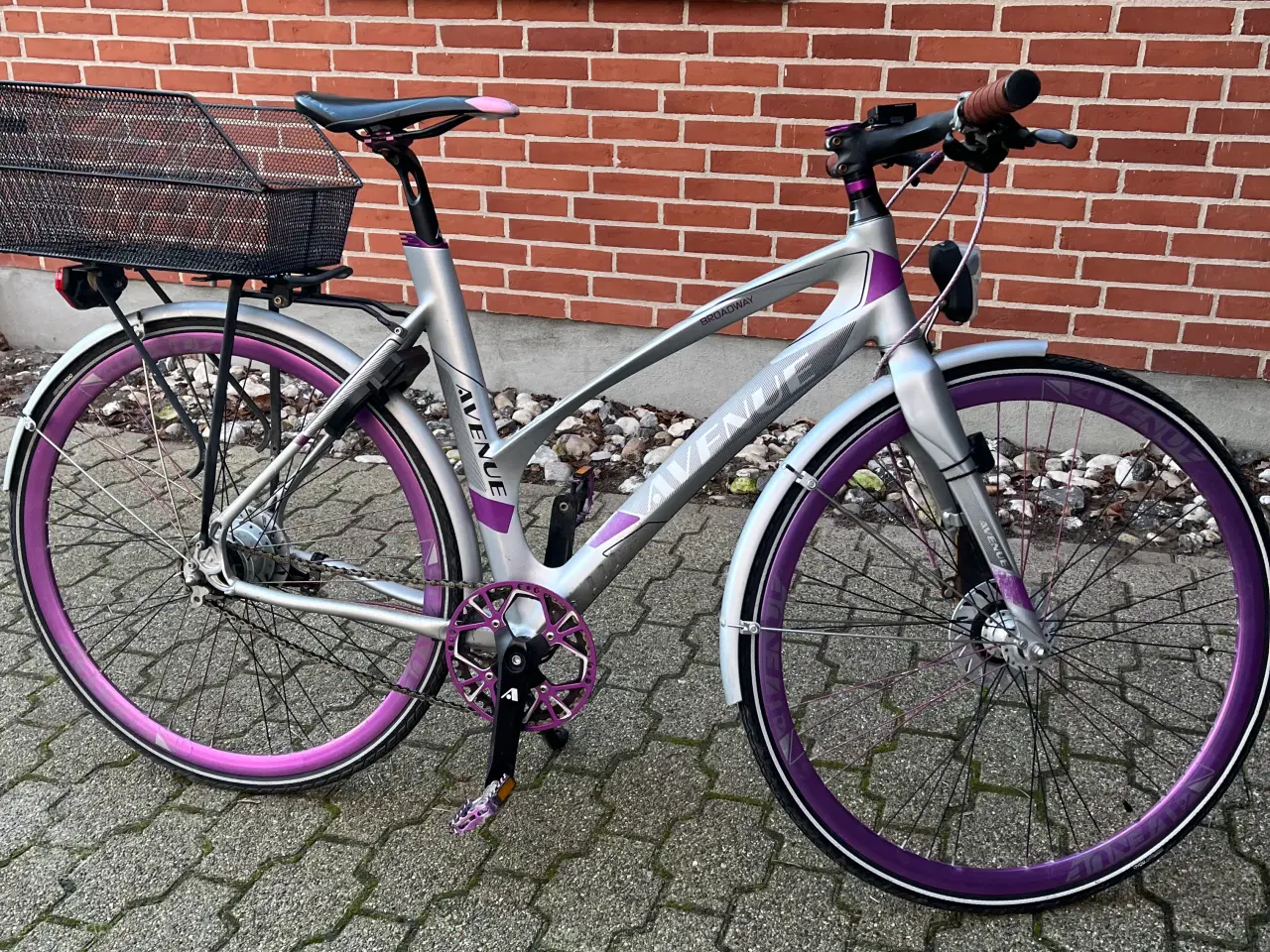 Billede 1 - Fin Avenue dame cykel str 53. 