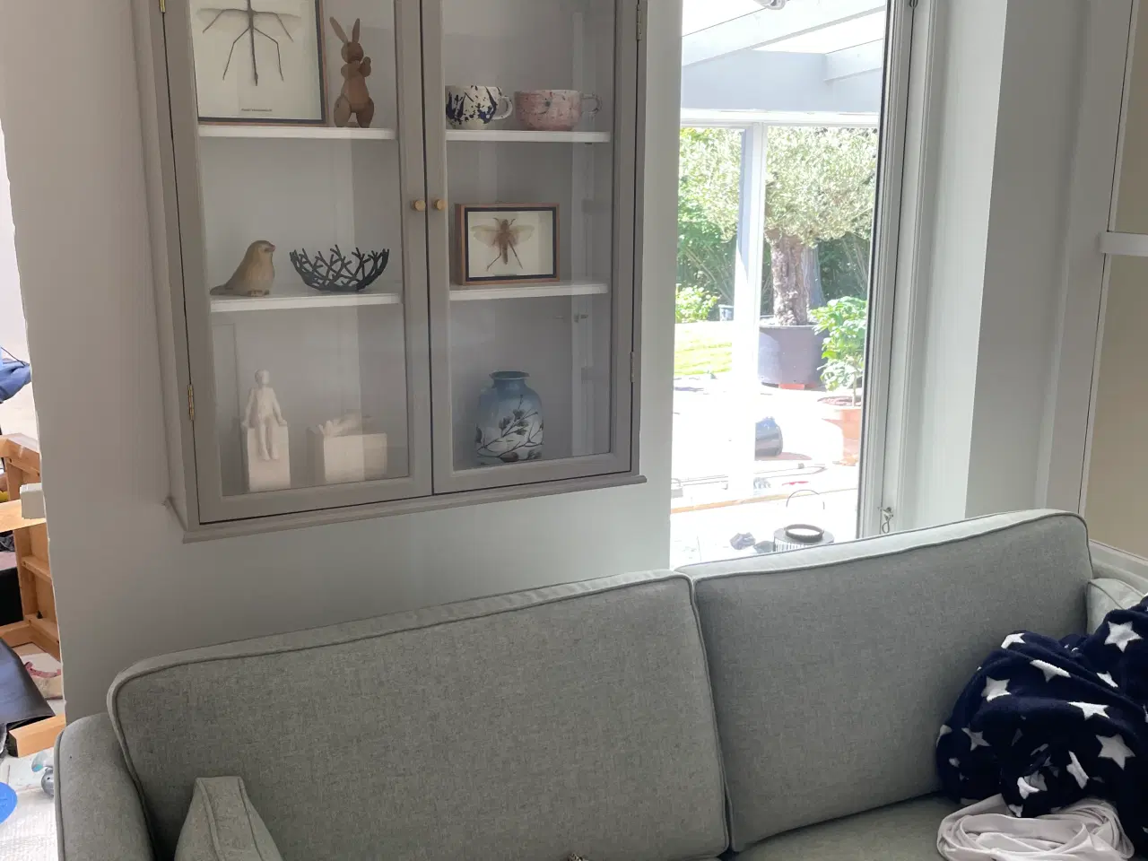 Billede 2 - Vitrineskab med glaslåger