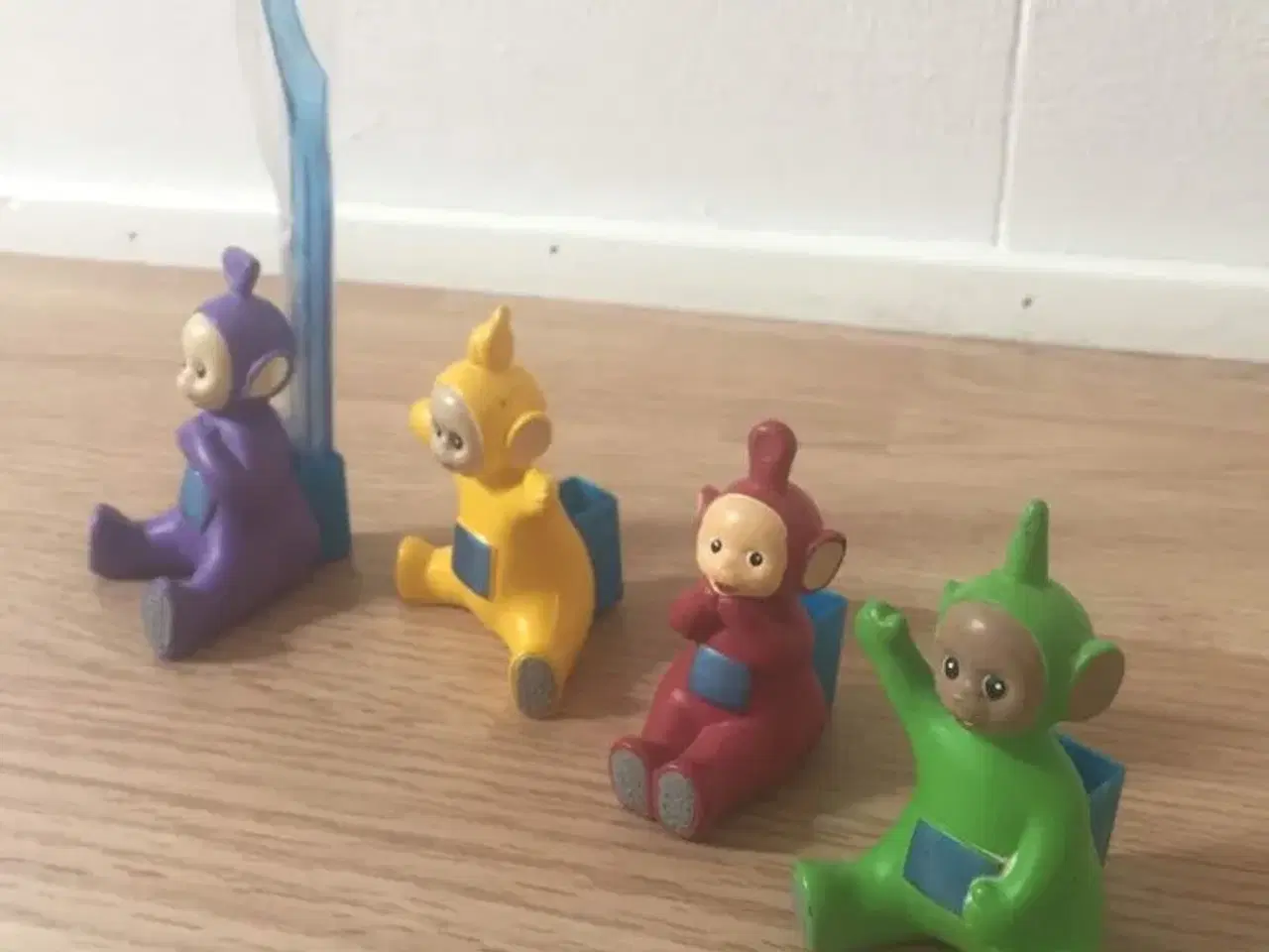 Billede 2 - Retro Teletubbies Tandbørsteholder Figur