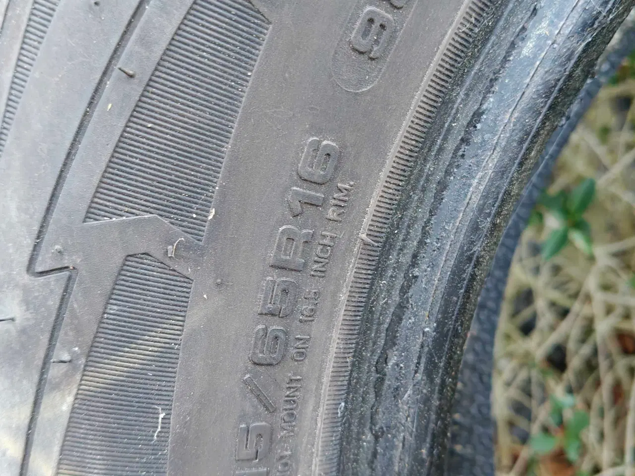 Billede 3 - Goodyear UltraGrip Performance 16"