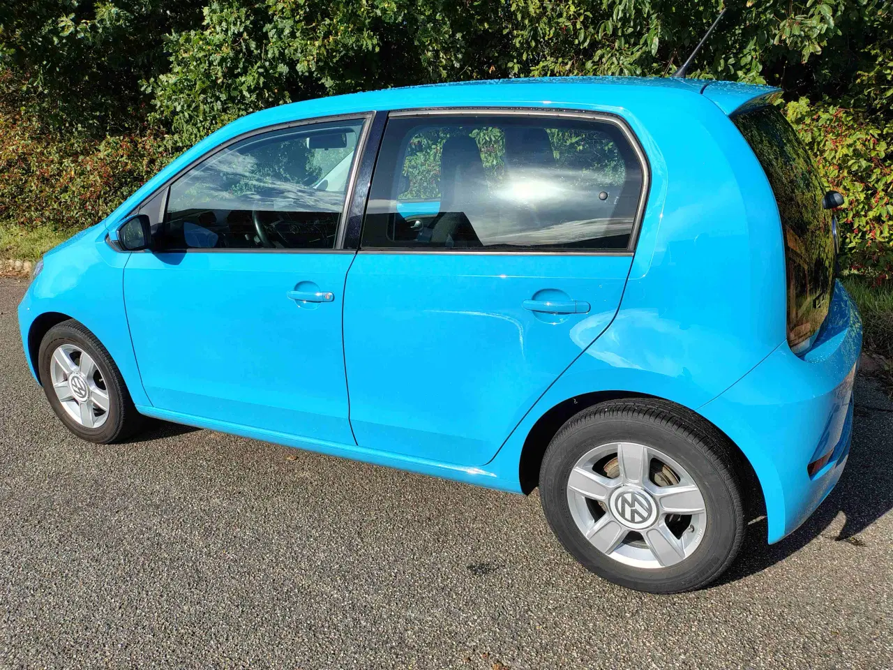Billede 2 - VW UP 1.0 MPI BMT Move 60 sælges.
