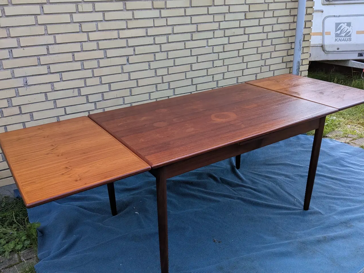 Billede 1 - TEAK SPISEBORD MED 2 TILLÆGSPLADER