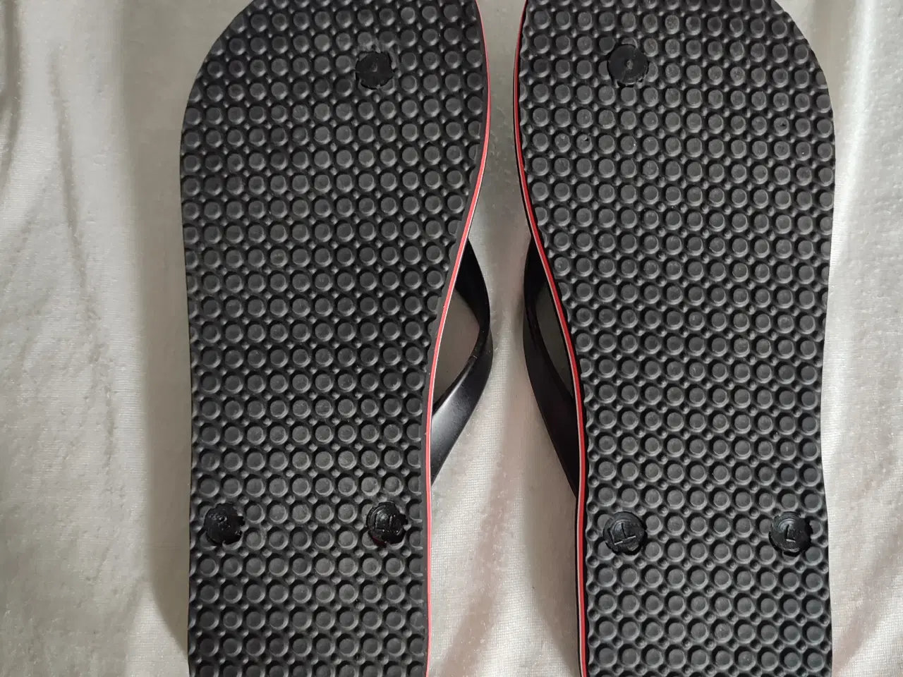 Billede 4 - Sandaler, Kasket, Rapala, str 43, Samlet pris 140,
