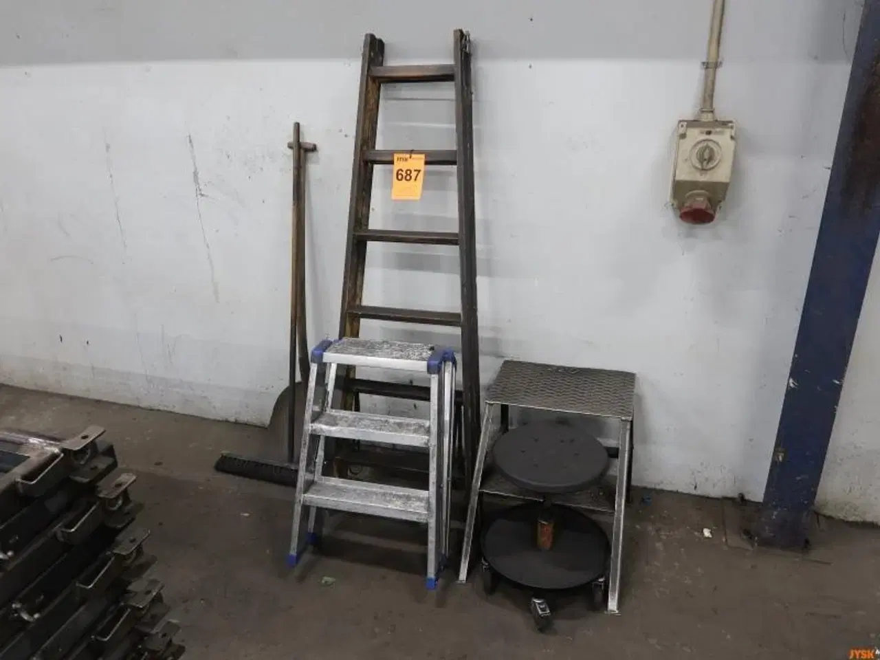 Billede 1 - PARTI STIGER OG