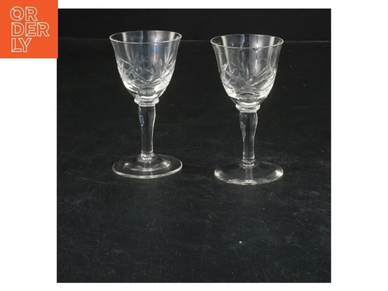 Billede 1 - Glas med stilk (str. 9x4,5 cm)