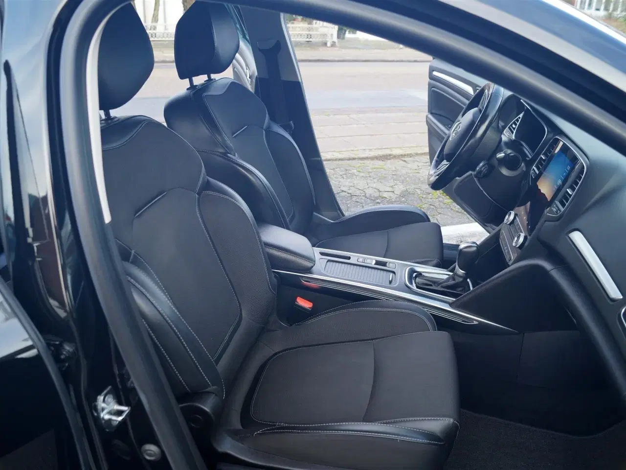 Billede 15 - Renault Mégane Sport Tourer 1,6 E-TECH  Plugin-hybrid Intens 160HK Stc Aut.