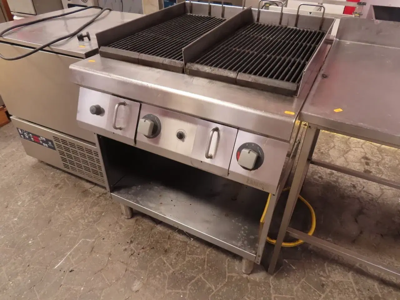 Billede 1 - Gasgrill med 2 blus