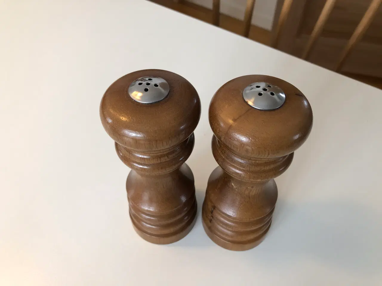 Billede 14 - Saltbøsse i træ