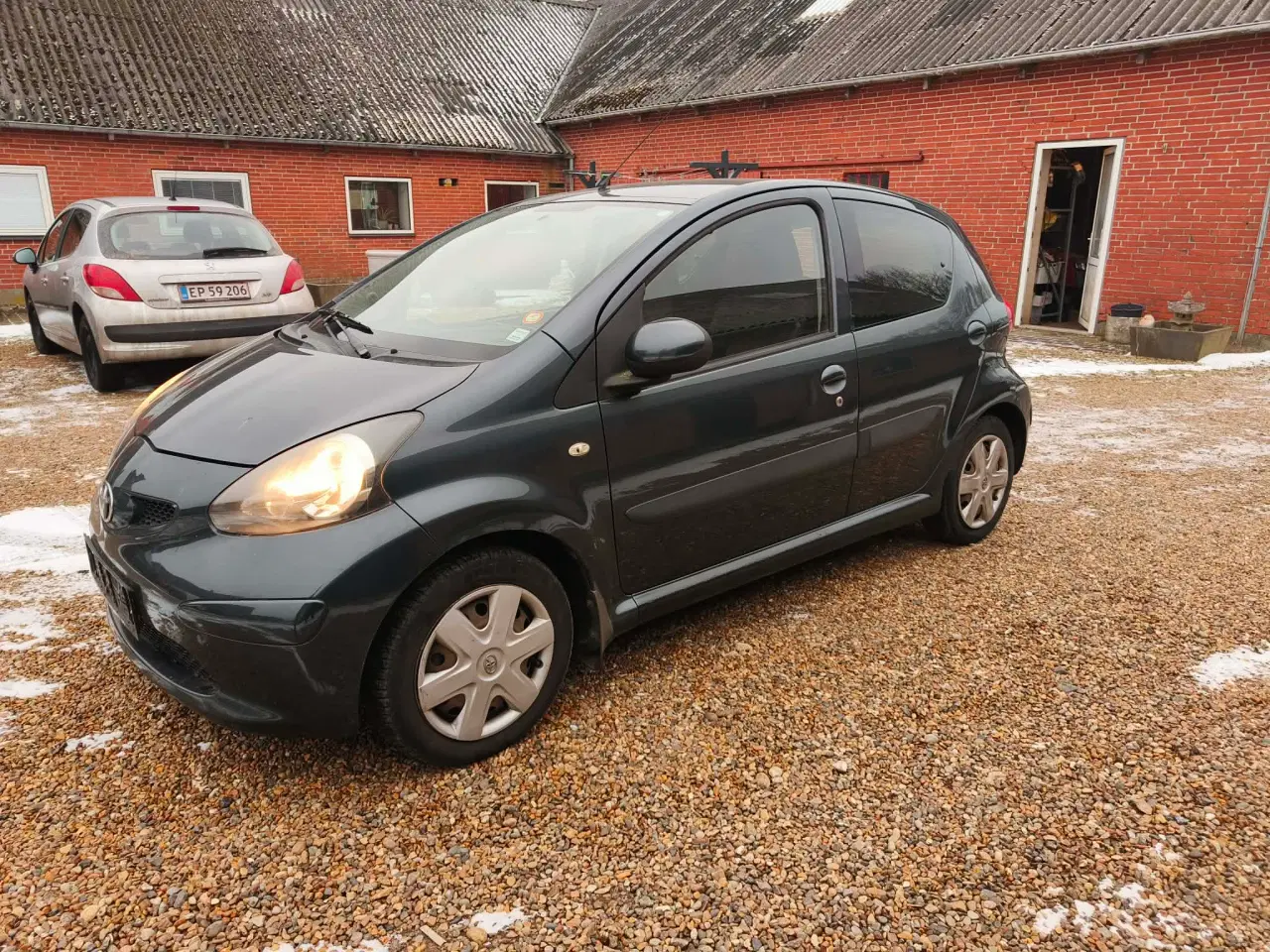 Billede 1 - Fin lille begynder bil