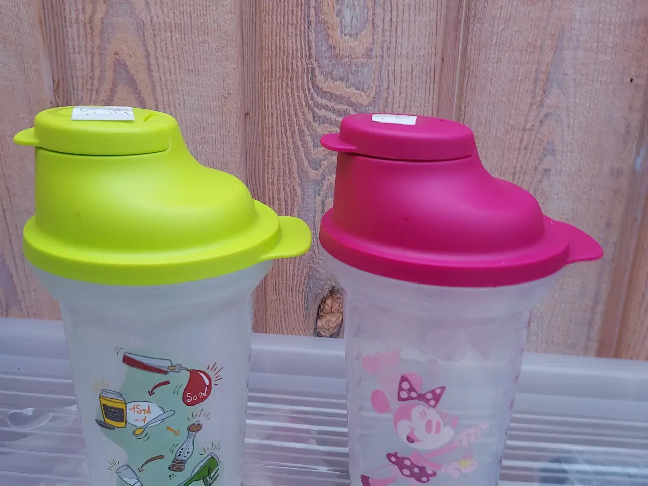 Billede 1 - Tupperware 2 stk shaker 