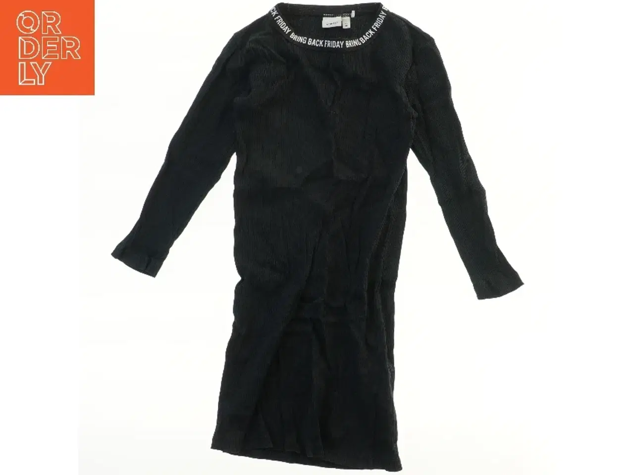 Billede 1 - Langærmet kjole med tekst fra Name It (str. 116)