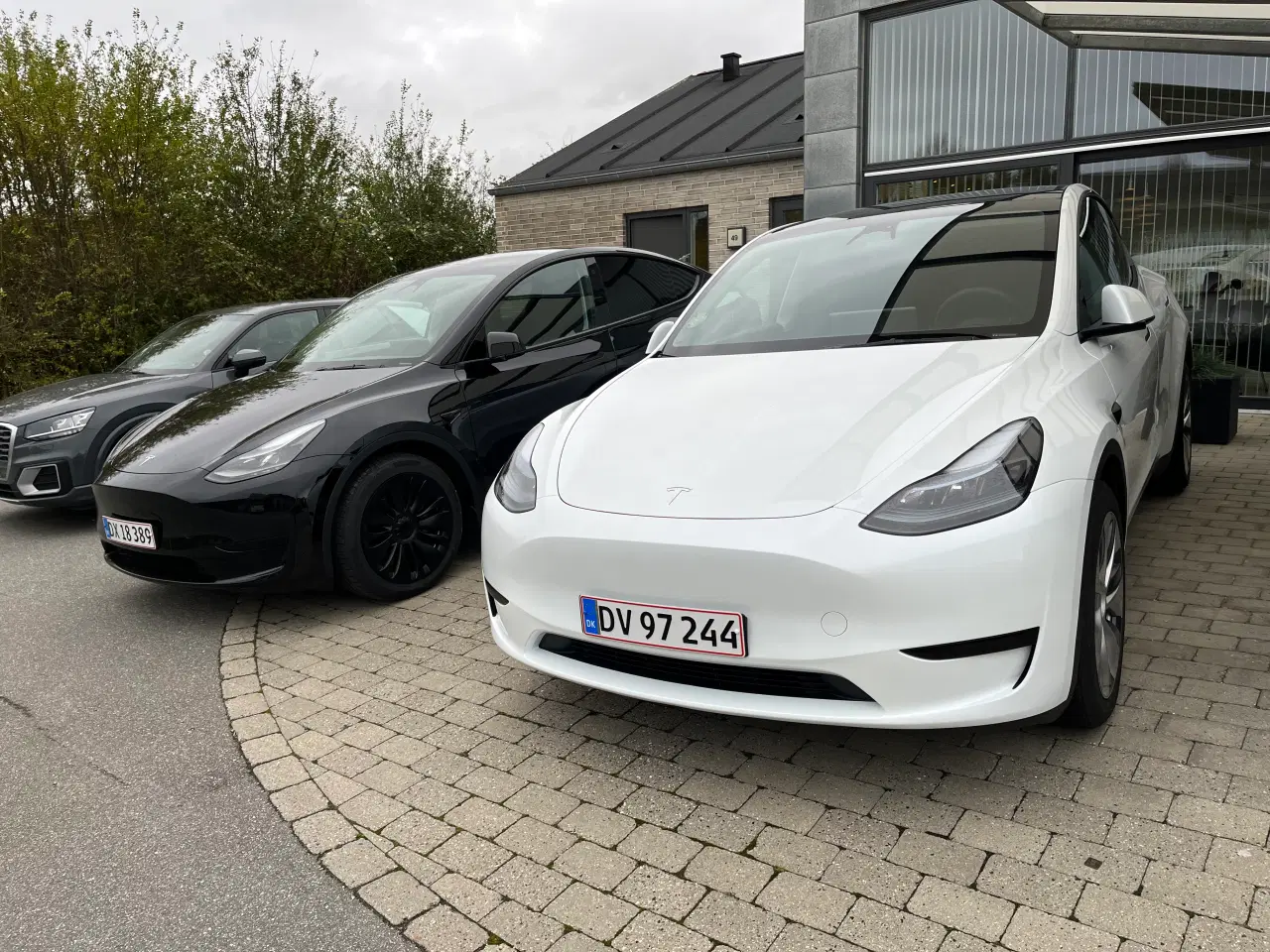 Billede 4 - Tesla model Y Standard Range