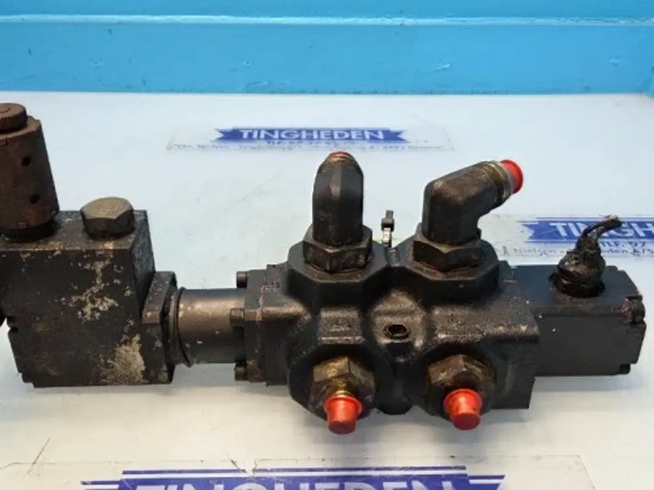 Billede 2 - Bobcat  TL38.70X  Omskifterventil 6687192