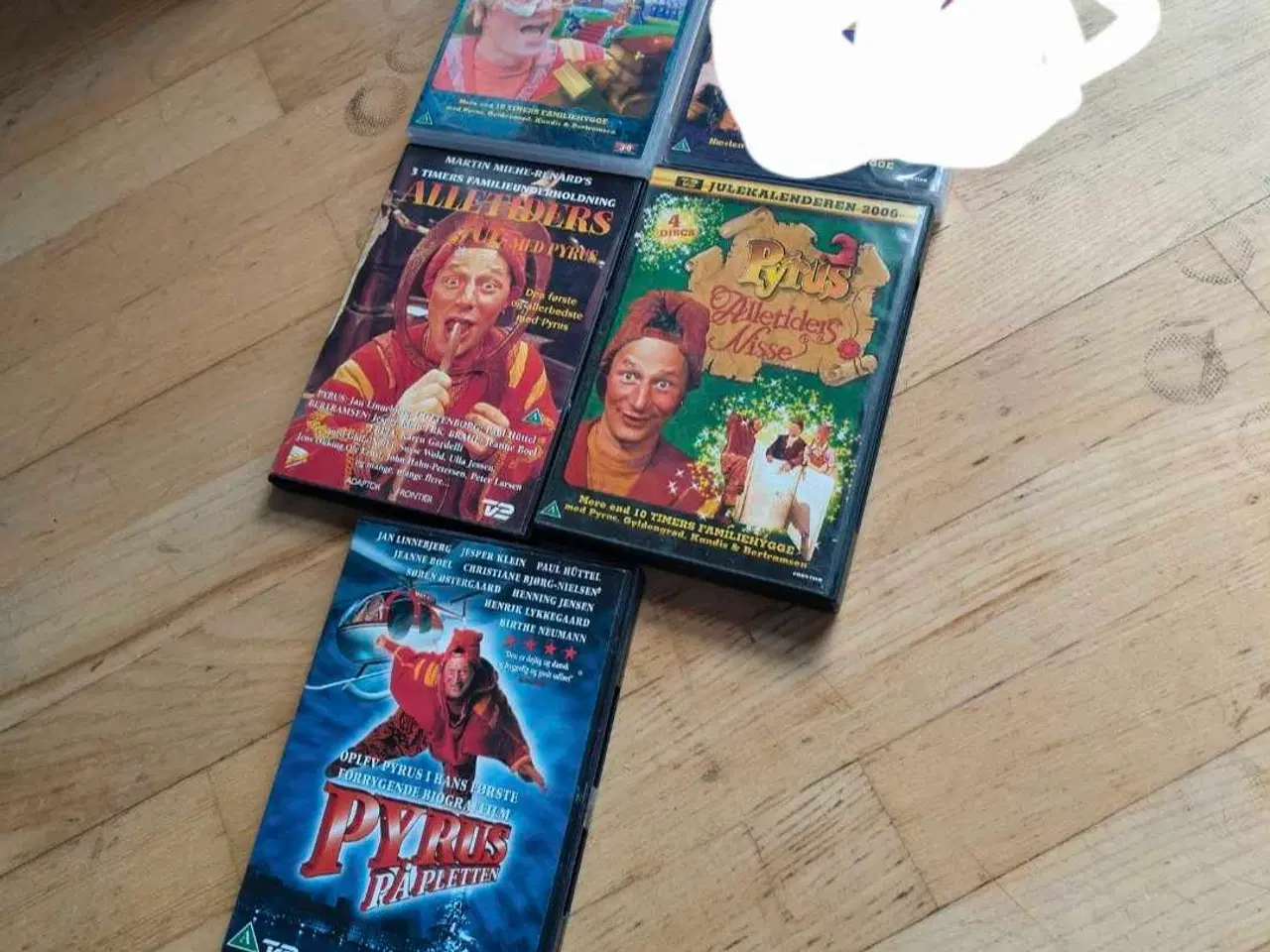 Billede 1 - 4 dvdere med pyrus 