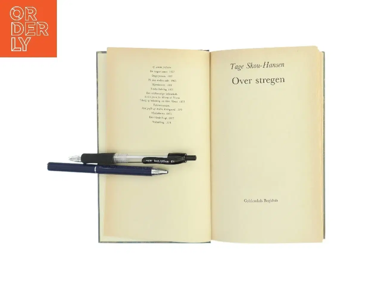 Billede 1 - Over stregen af Tage Skou-Hansen (Bog)