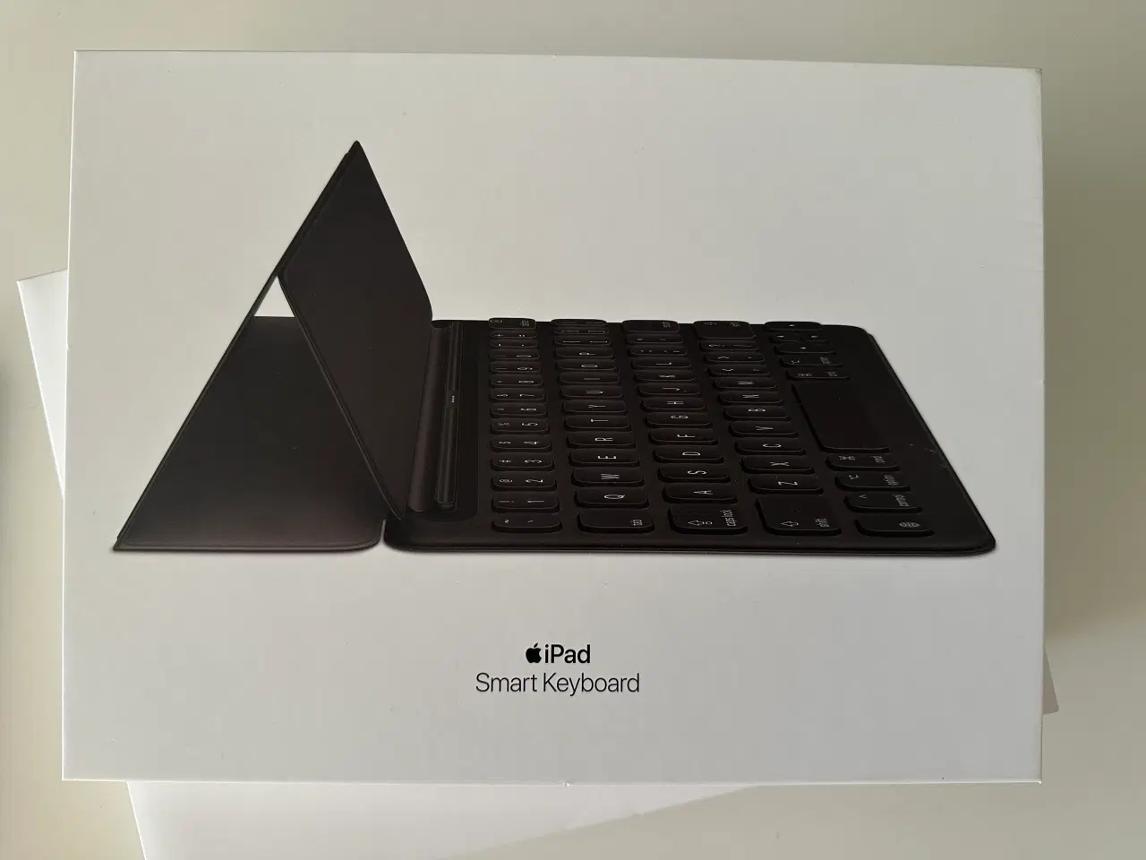 Billede 2 - Ipad 10.2” incl. Apple tastatur