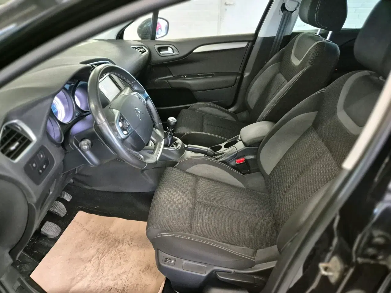 Billede 8 - Citroën C4 1,6 Blue HDi Millesime start/stop 120HK 5d 6g