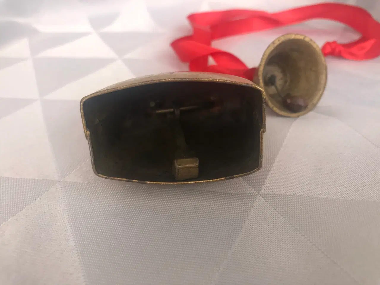 Billede 16 - 2 metal juleklokker 