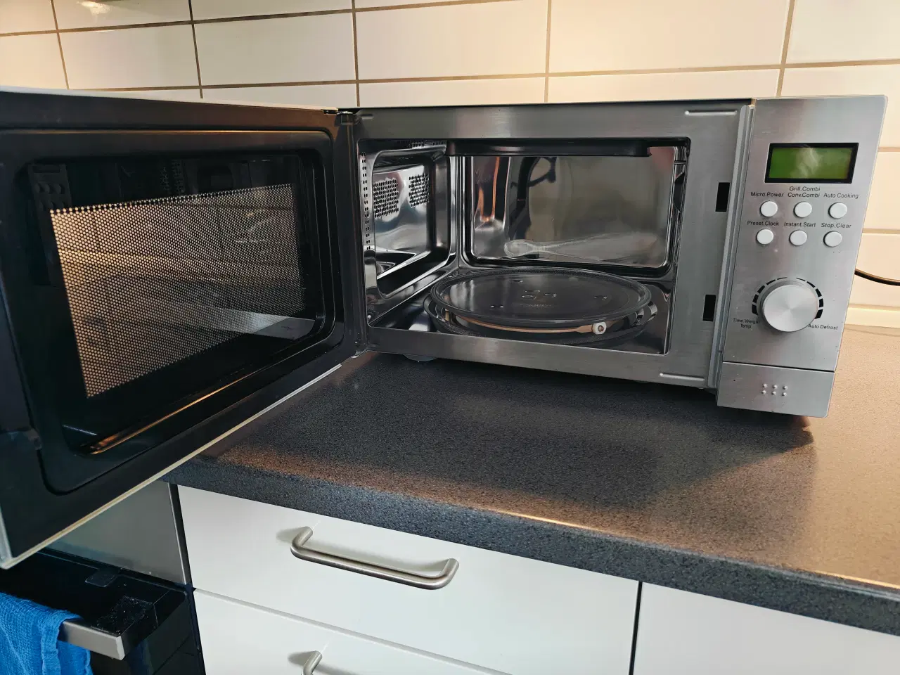 Billede 2 - EPIQ Mikroovn med konvektion og grill 1000W