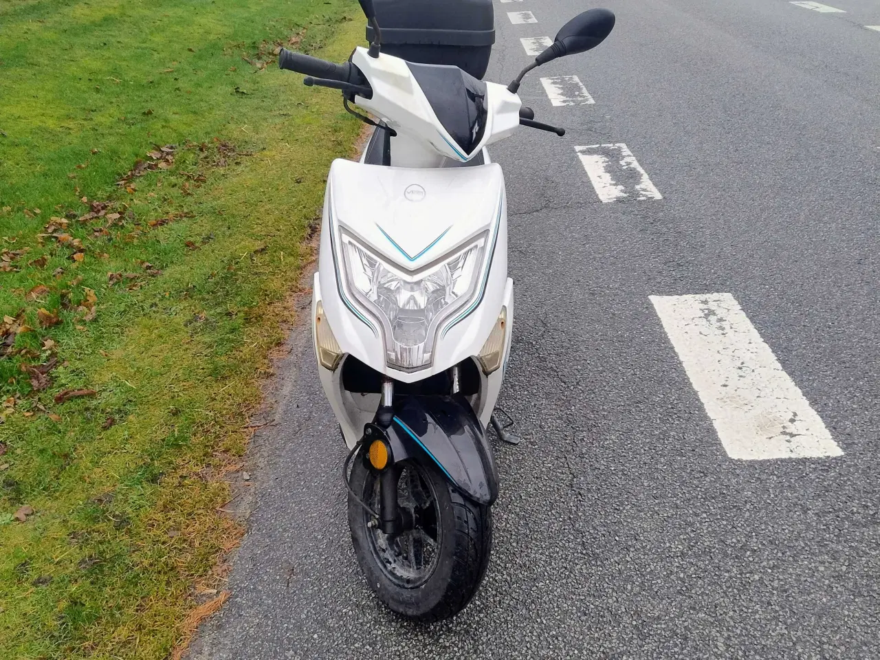 Billede 10 - VGA explore 30 knallert med stik 