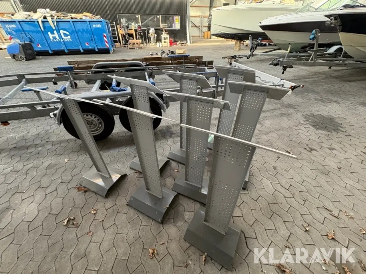 Billede 4 - Gulvstandere 8 styks