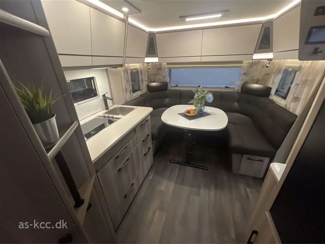 Billede 9 - 2026 - Kabe Estate 560 GLE B14