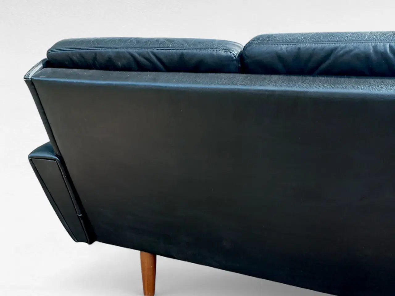 Billede 7 - Elegant 3-personers lædersofa fra 1960'erne