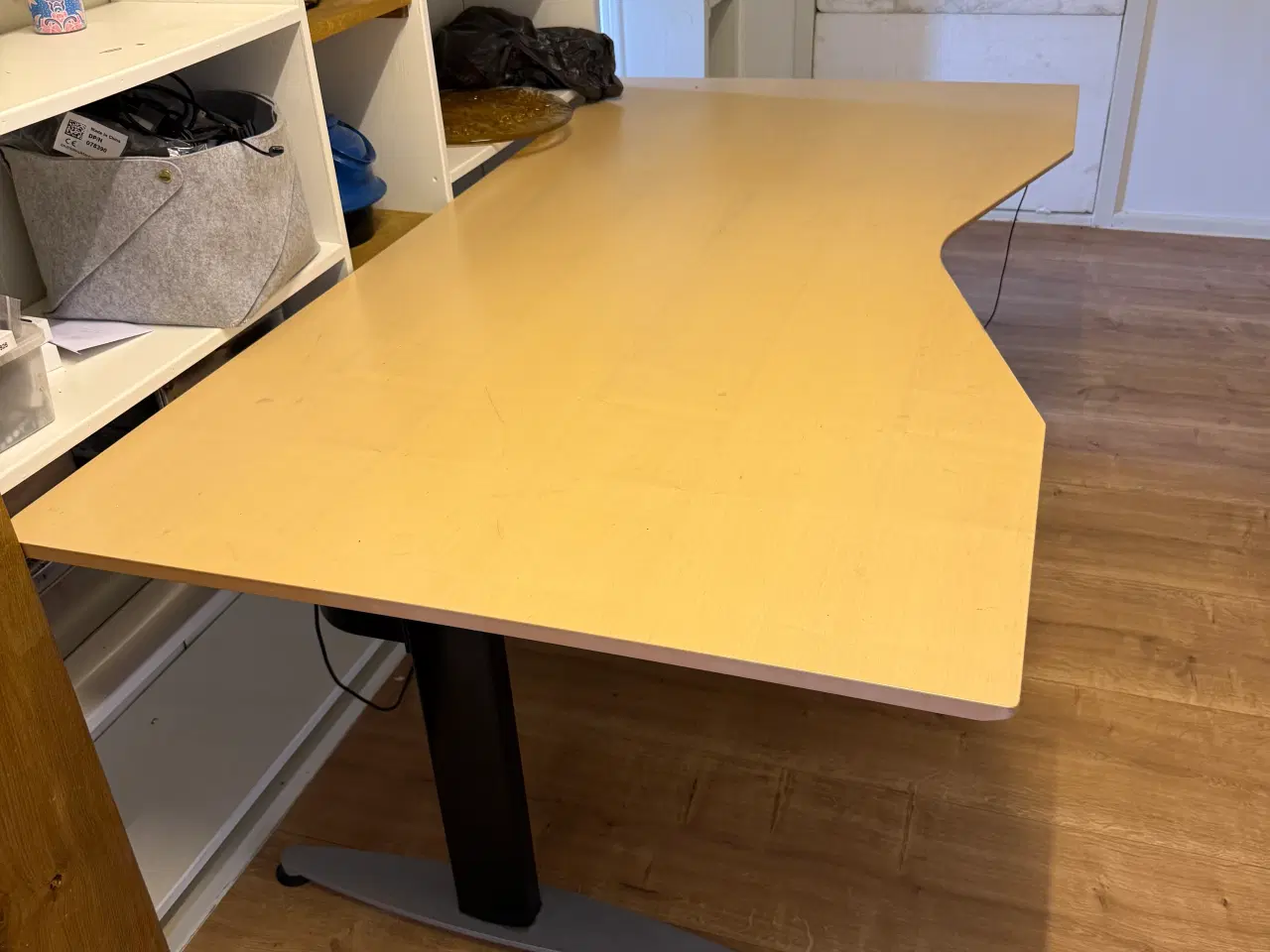 Billede 2 - Hæve/sænkebord. Linak. 