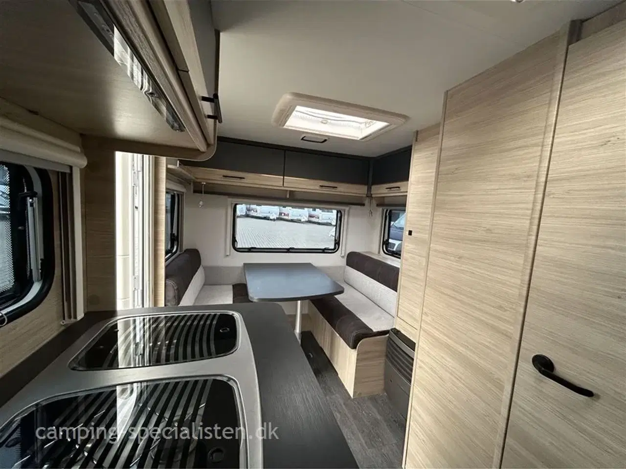 Billede 10 - 2023 - Caravelair Antares Titanium 470   Caravelair Antares 470 model 2023  kan nu ses hos Camping-Specialisten.dk